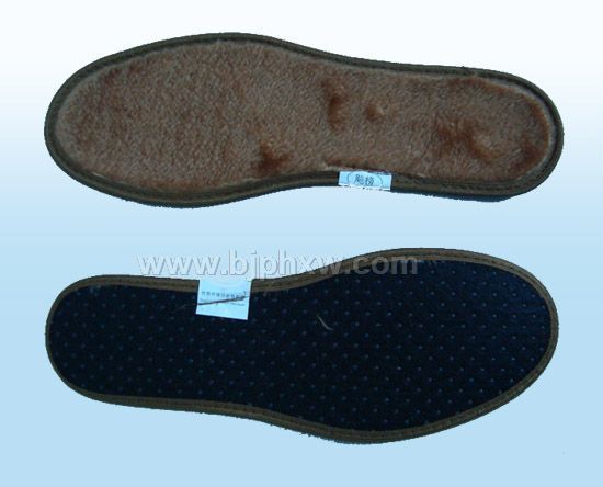 �Ⱥ����Է���Ь�棬��ůЬ��