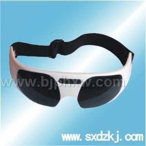 �۲�������Ħ��